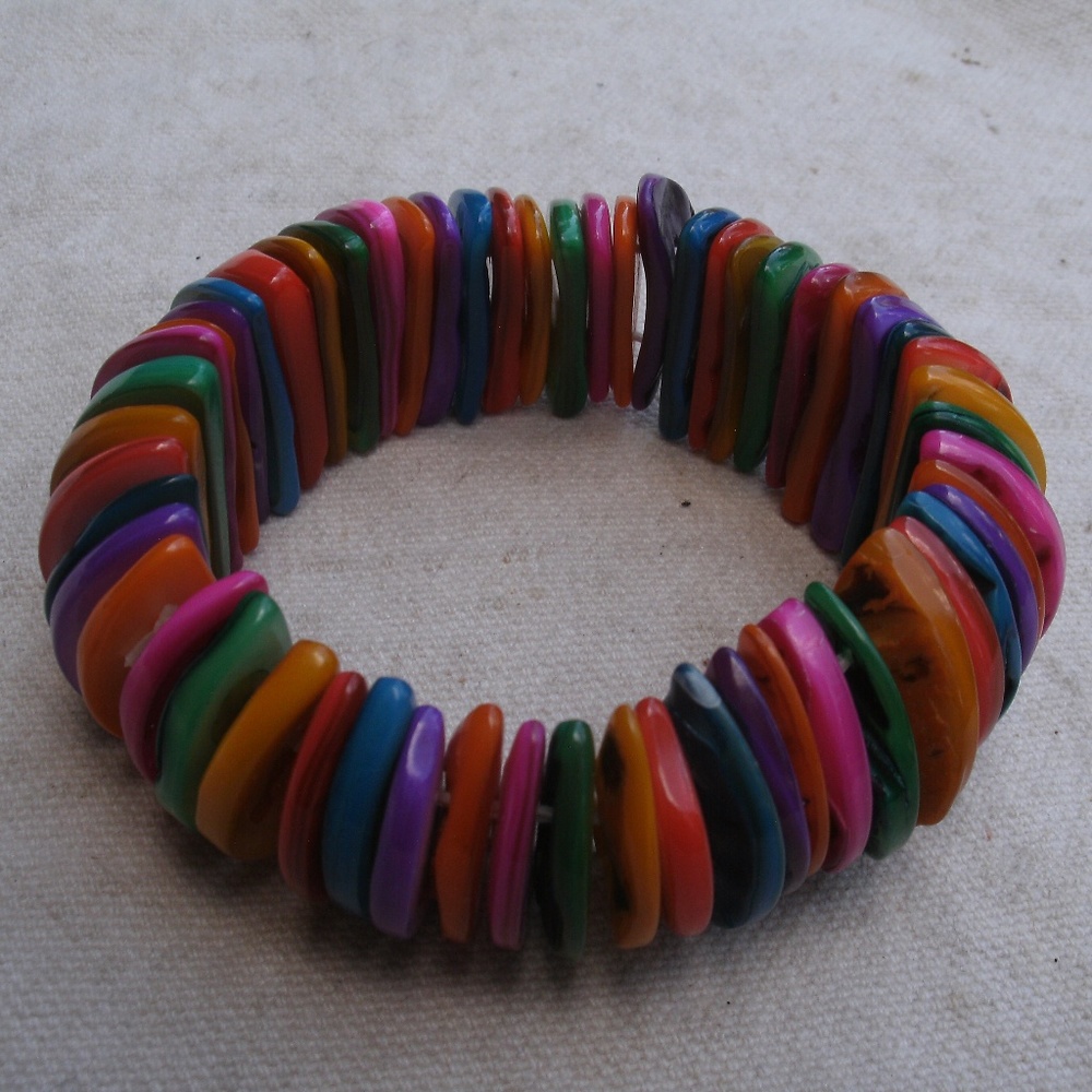 Multi-color Handmade Dyed Shell Bracelet